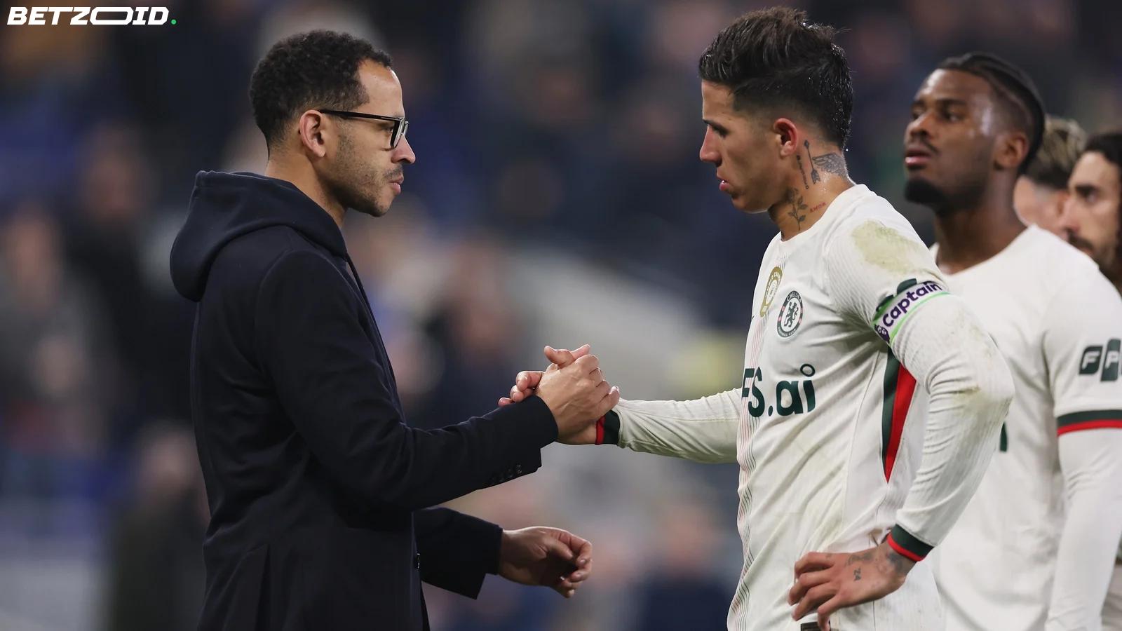 Rosenior : Des obstacles subsistent dans la situation Fernandez avant le choc contre City