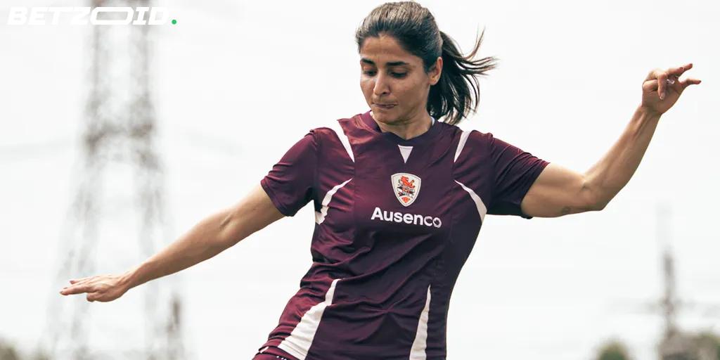 Footballeuses iraniennes obtenant l'asile en Australie promettent de continuer à jouer