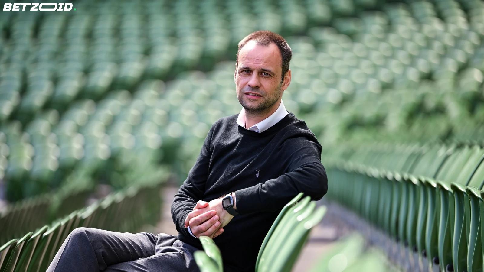 Martin défend son rôle chez Shamrock Rovers dans le cadre de l'examen FIFA sur les agents