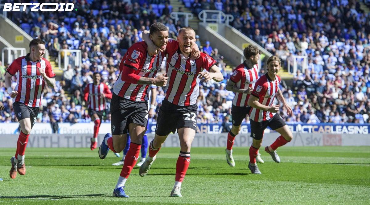 Lincoln City promu en Championship après 65 ans d'absence