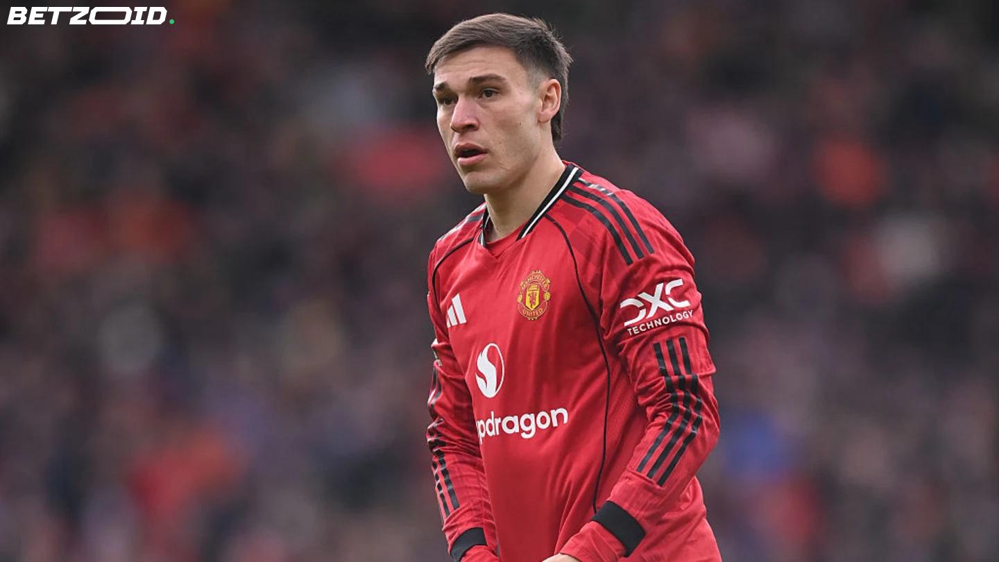 Man Utd vise Shea Charles comme remplaçant économique d'Ugarte