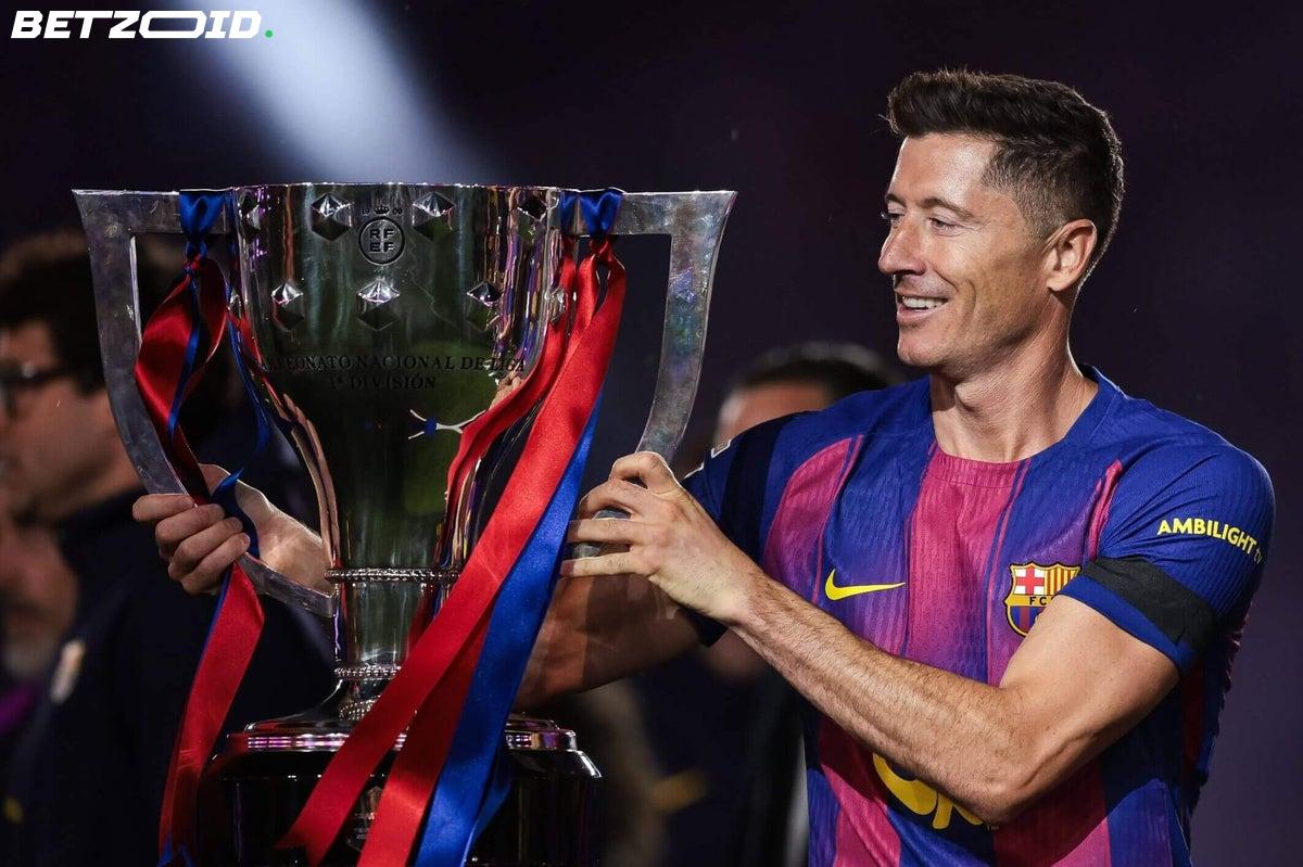 Robert Lewandowski quitte Barcelone après trois titres de Liga